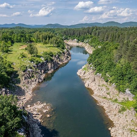 Gospić River House Moon المظهر الخارجي الصورة