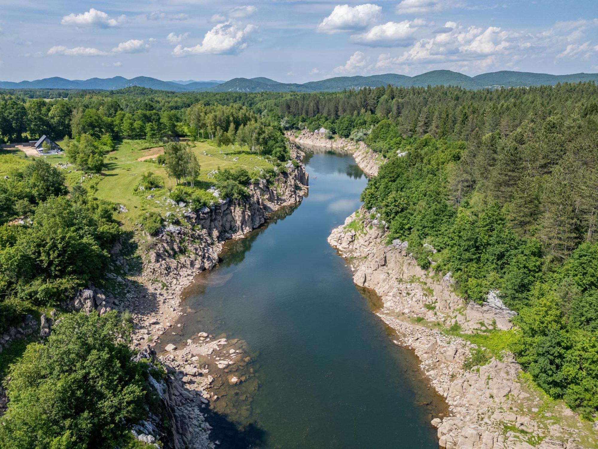 Gospić River House Moon المظهر الخارجي الصورة